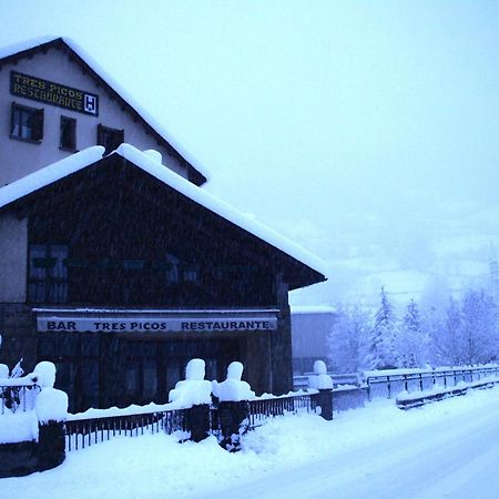 Tres Picos Hotel Eriste Bagian luar foto
